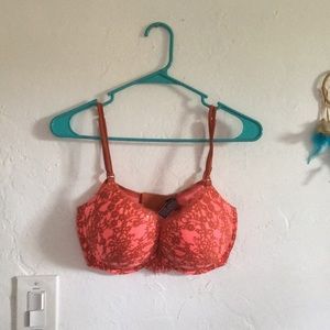 Victoria’s Secret sexy push up bra